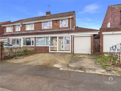 Fairway, 3 bedroom Semi Detached House for sale, &pound;225,000