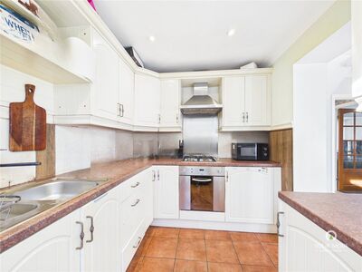 Fairway, 3 bedroom Semi Detached House for sale, &pound;225,000