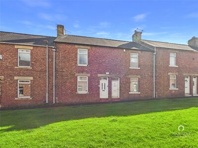 2 bedroom Mid Terrace House for sale