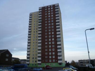 Okement Drive, 2 bedroom  Flat to rent, £550 pcm
