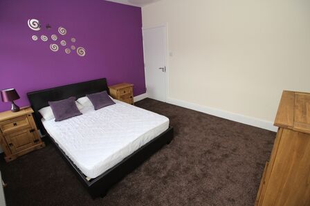 Victoria Road, 1 bedroom  Room to rent, £500 pcm