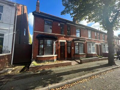 3 bedroom End Terrace House for sale