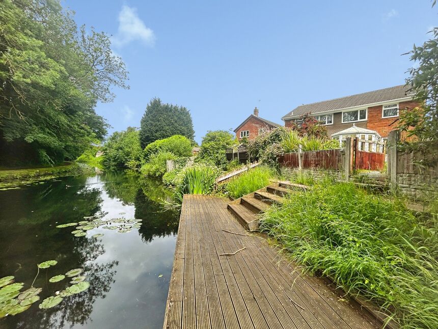 Canal Mooring