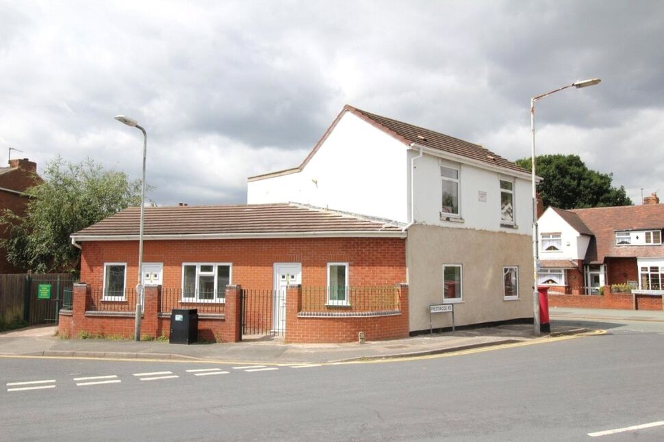 Main image of 2 bedroom Flat to rent, Milton Road, Wolverhampton, West Midlands, WV10
