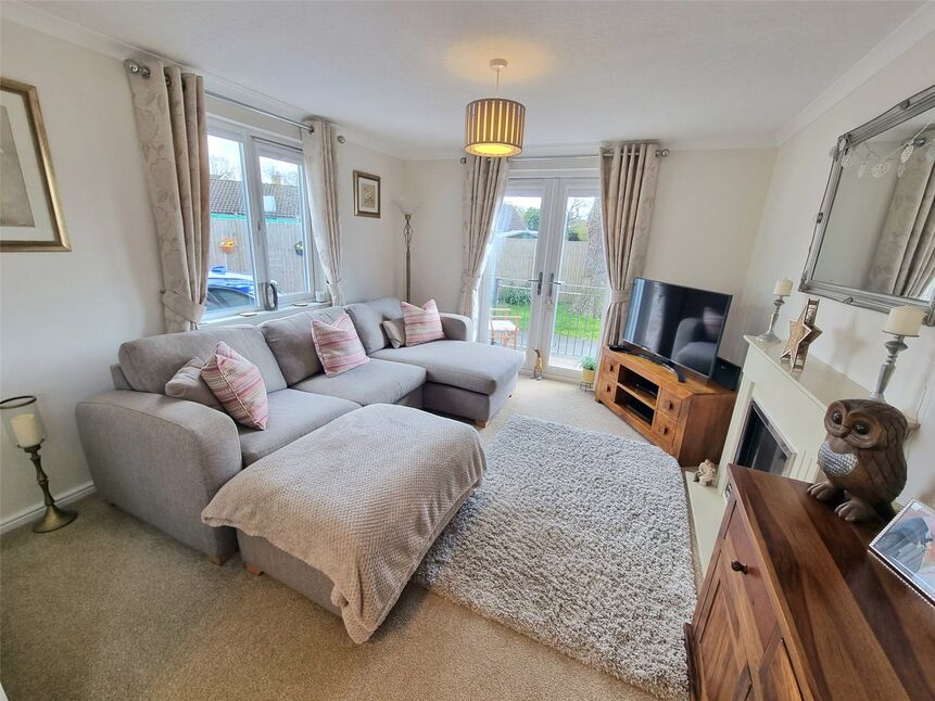 2 bedroom Detached Bungalow for sale, Featherstone Park, New Road, WV10