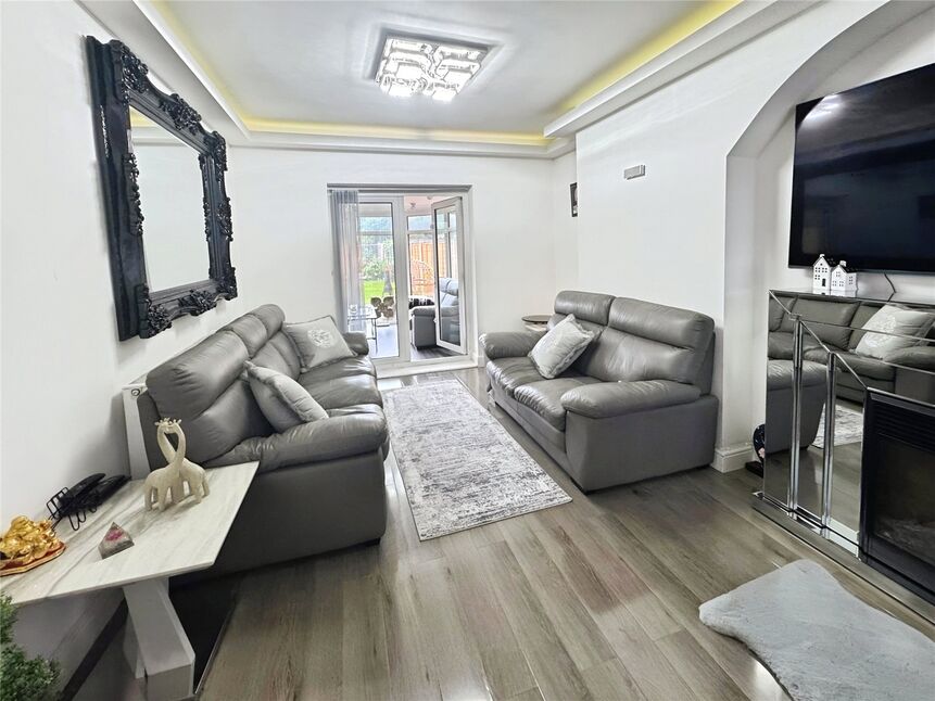 Through Lounge