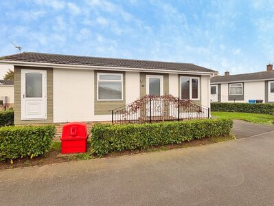 1 bedroom Park Home Property to rent