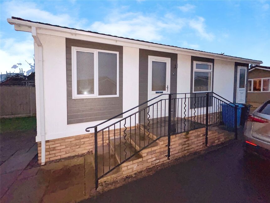 Main image of 1 bedroom Detached Property to rent, Featherstone Park, New Road, Wolverhampton, WV10