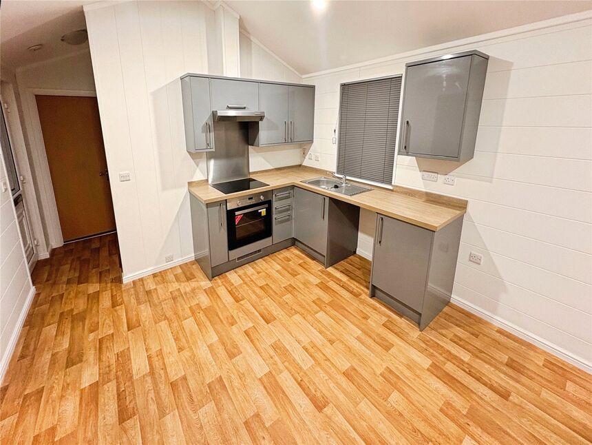 Living Room / Kitchen