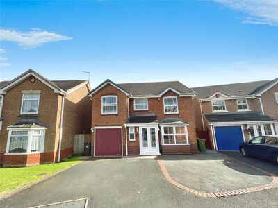 Foxglove Close, 4 bedroom Detached House to rent, £1,700 pcm