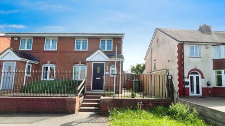 Lichfield Road, 3 bedroom Semi Detached House for sale, £210,000