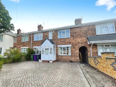3 bedroom Mid Terrace House for sale