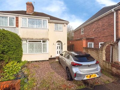 3 bedroom Semi Detached House to rent