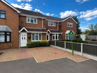 2 bedroom Mid Terrace House for sale
