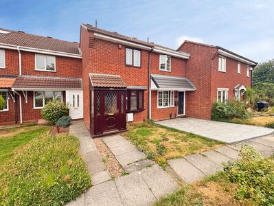 2 bedroom Mid Terrace House to rent