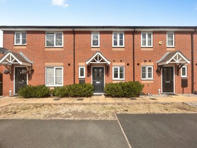 Asheridge Close, 2 bedroom Mid Terrace House for sale, &pound;210,000