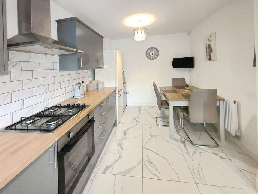 Kitchen / Diner