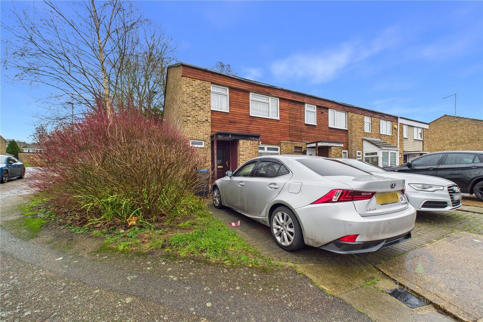 Main image of 3 bedroom End Terrace House for sale, South Paddock Court, Northampton, Northamptonshire, NN3