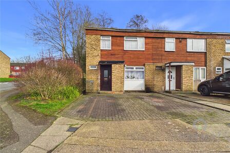 3 bedroom End Terrace House for sale