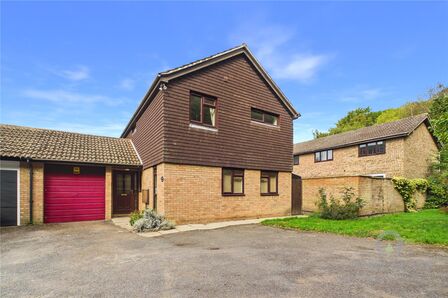 Riverwell, 4 bedroom Detached House for sale, &pound;350,000
