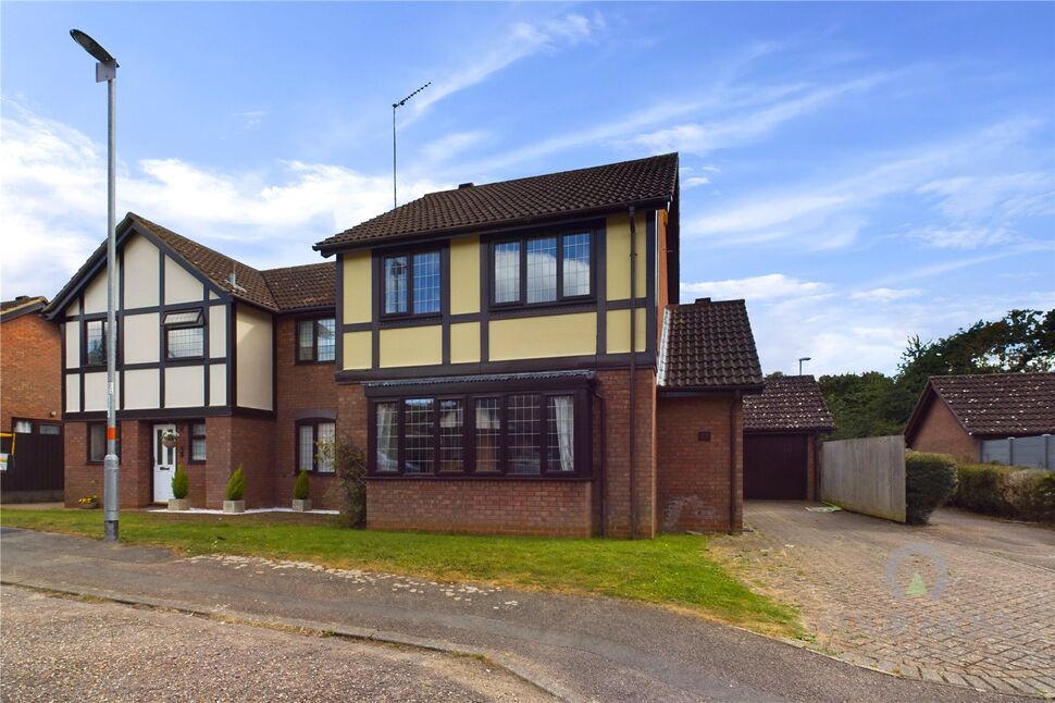 Main image of 3 bedroom Detached House for sale, Stuart Close, Northampton, Northamptonshire, NN4