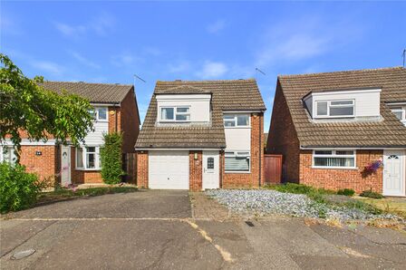 Cottingham Drive, 3 bedroom Detached House for sale, &pound;325,000