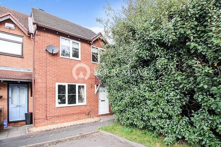Round Oak Drive, 2 bedroom End Terrace House to rent, £875 pcm