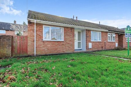 Hall Dene, 1 bedroom Semi Detached Bungalow to rent, &pound;775 pcm