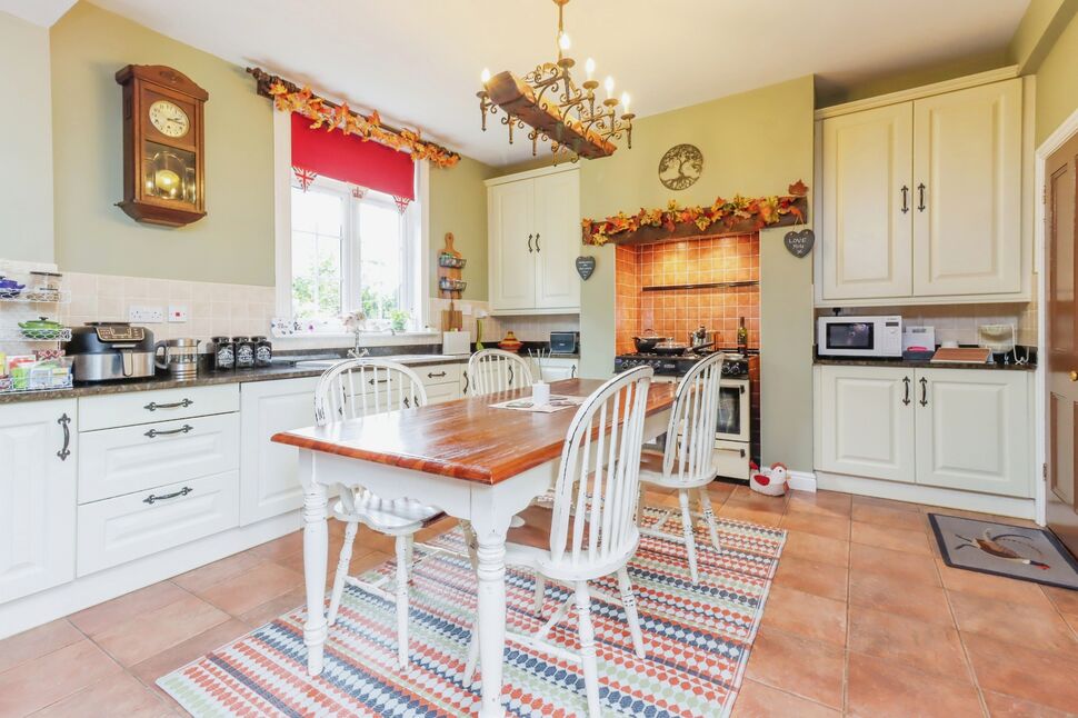 Kitchen / Diner