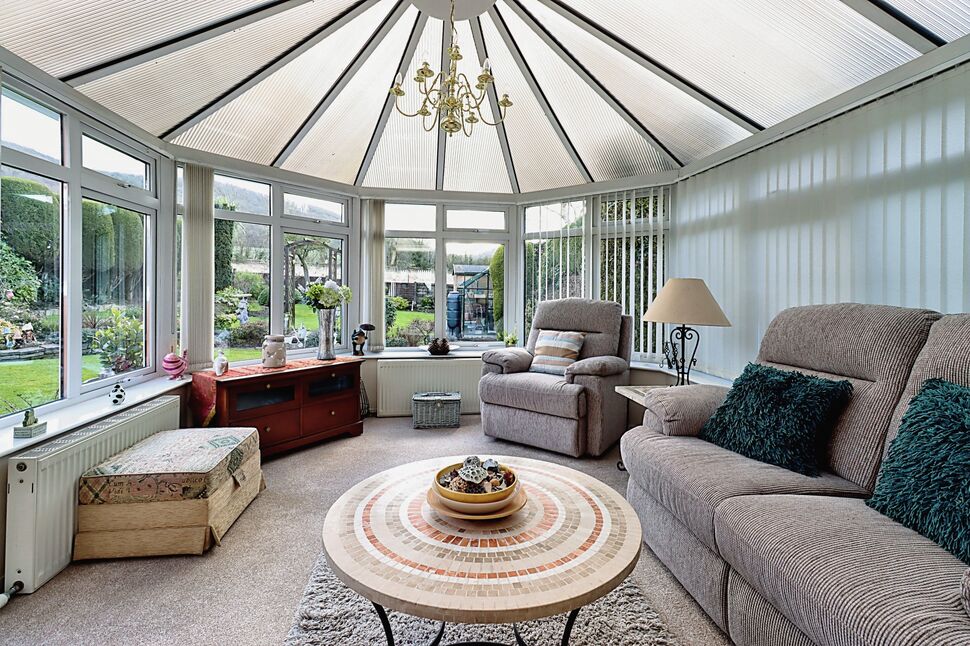 5 bedroom Detached House for sale, Hampton Hill, Wellington, TF1 £400,000