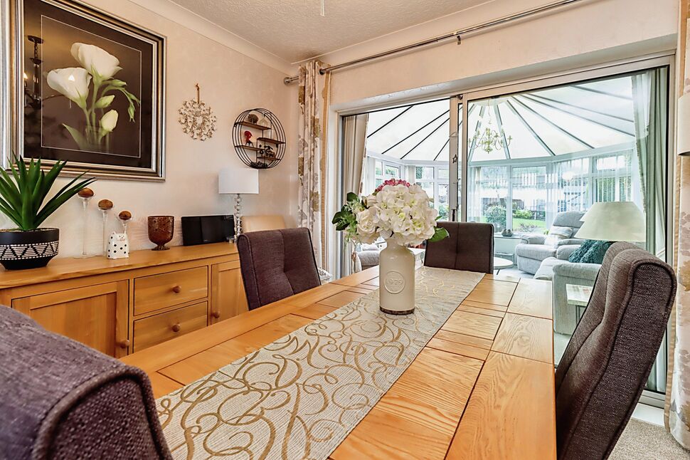 5 bedroom Detached House for sale, Hampton Hill, Wellington, TF1 £400,000