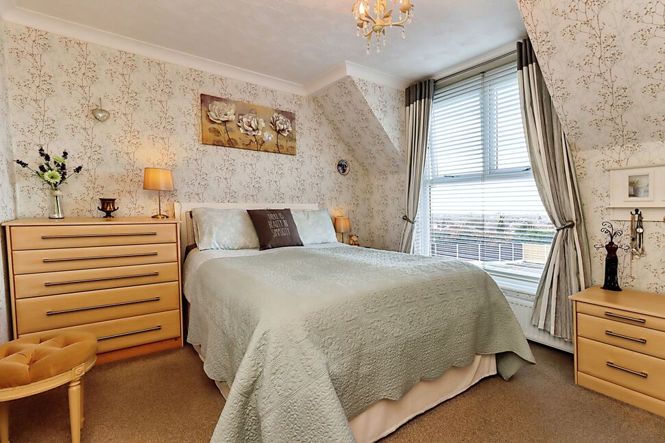 5 bedroom Detached House for sale, Hampton Hill, Wellington, TF1 £400,000