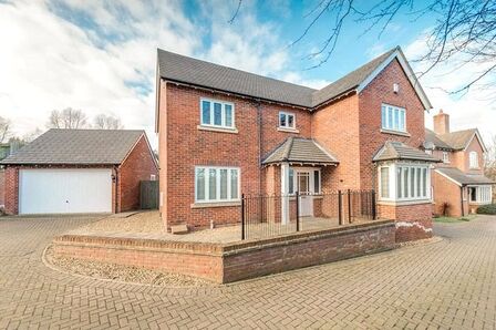 Ashtree Park, 4 bedroom Detached House for sale, £475,000