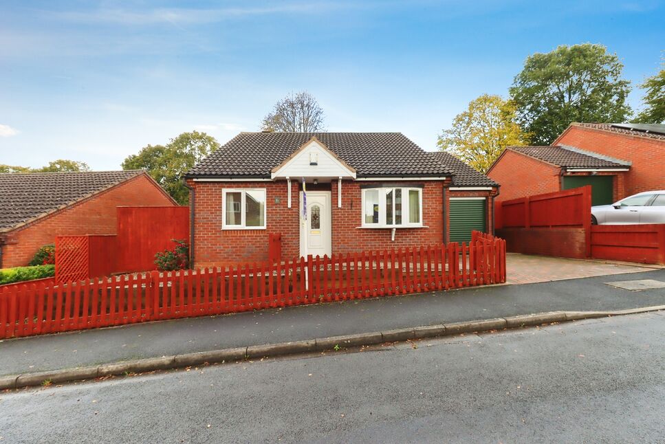 2 bedroom Detached Bungalow for sale, Harrison Gardens, Dawley Road
