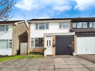 Lodge Close, 3 bedroom Semi Detached House for sale, £255,000