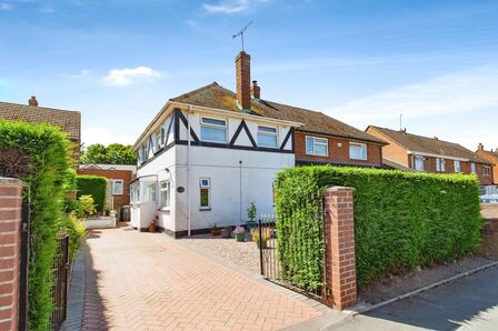 Mount Gilbert, 3 bedroom End Terrace House for sale, £205,000