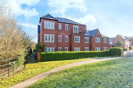 Wallett Drive, 2 bedroom  Flat for sale, £150,000