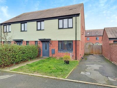 4 bedroom Semi Detached House for sale