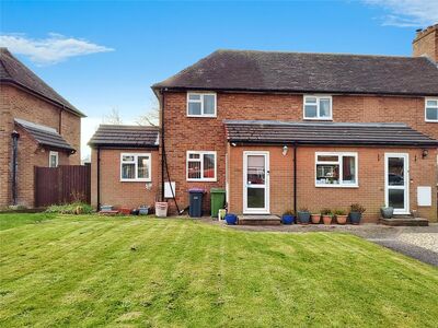 2 bedroom End Terrace House for sale