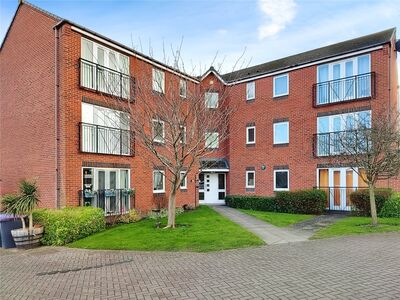 Moorhouse Close, 2 bedroom  Flat for sale, £92,500