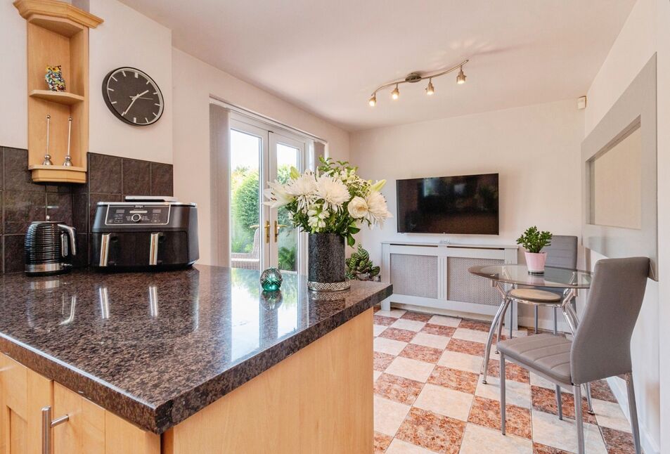 Kitchen / Diner