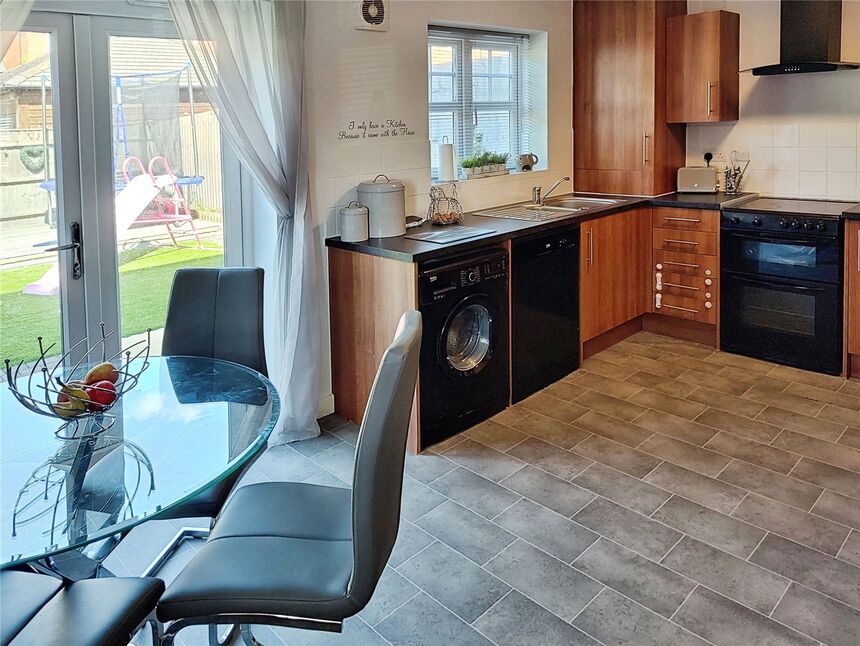 Kitchen / Diner