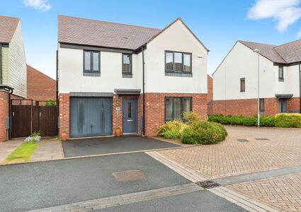 Sandhole Crescent, 4 bedroom Detached House for sale, £315,000