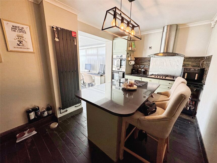Kitchen / Breakfast Room
