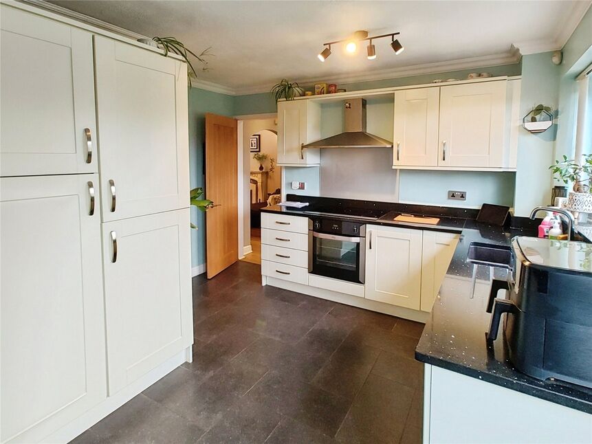 Kitchen / Breakfast room