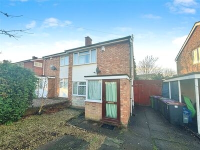 3 bedroom Semi Detached House to rent