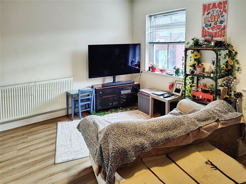 Kitchen / Living Room