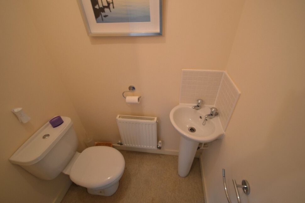 Cloakroom / WC
