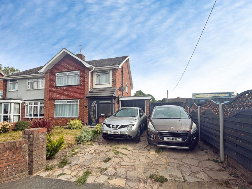 Main image of 3 bedroom Semi Detached House to rent, Oakengates Road, Donnington, Shropshire, TF2