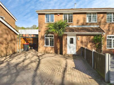 Spruce Drive, 3 bedroom Semi Detached House for sale, &pound;240,000